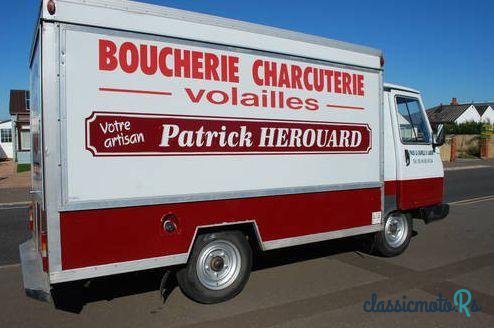 1982' Peugeot J9 photo #2