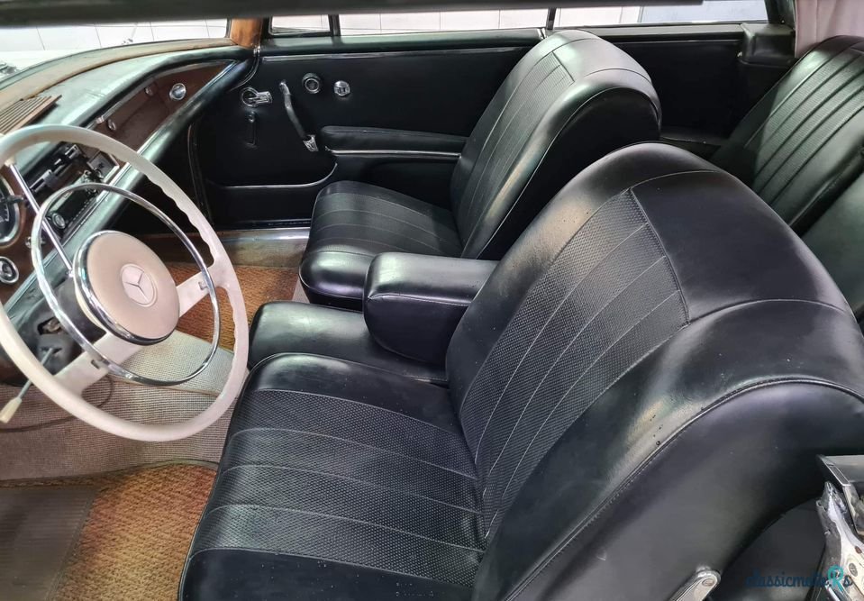 1964' Mercedes-Benz W111 photo #6