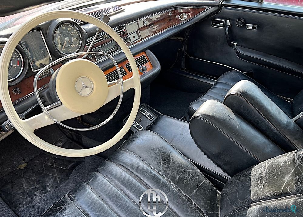 1970' Mercedes-Benz 280SE W111 photo #5