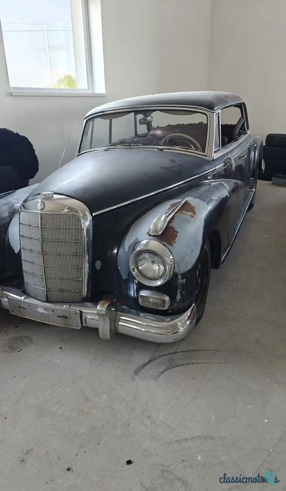 1960' Mercedes-Benz 300D Adenauer photo #2