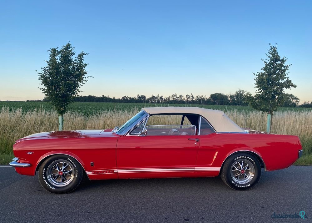 1965' Ford Mustang photo #2