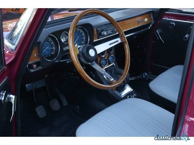 1975' Alfa Romeo Giulia photo #3