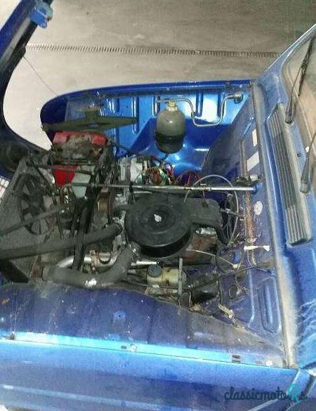 1983' Renault R4 photo #4