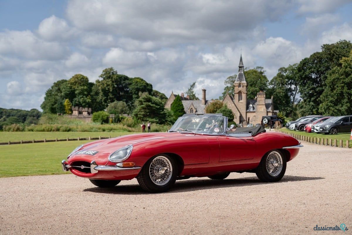 1967' Jaguar E-Type photo #2