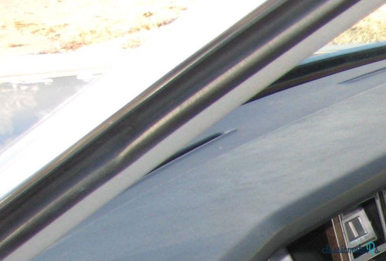 1977' Lincoln Continental photo #4