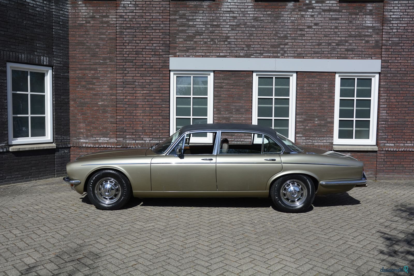 1979' Daimler Double-Six Vandenplas photo #6