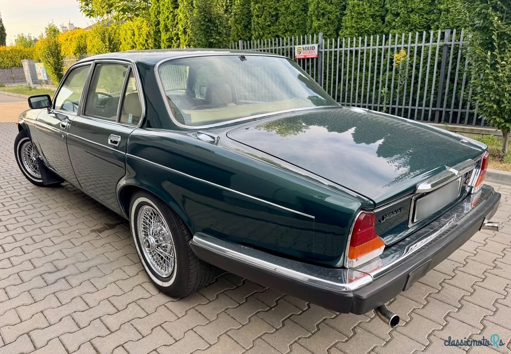 1980' Jaguar XJ photo #6
