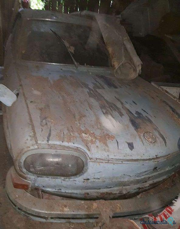 1969' Volkswagen 411 photo #2