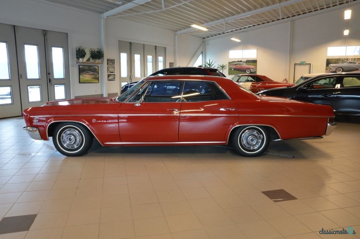 1966' Chevrolet Impala photo #2