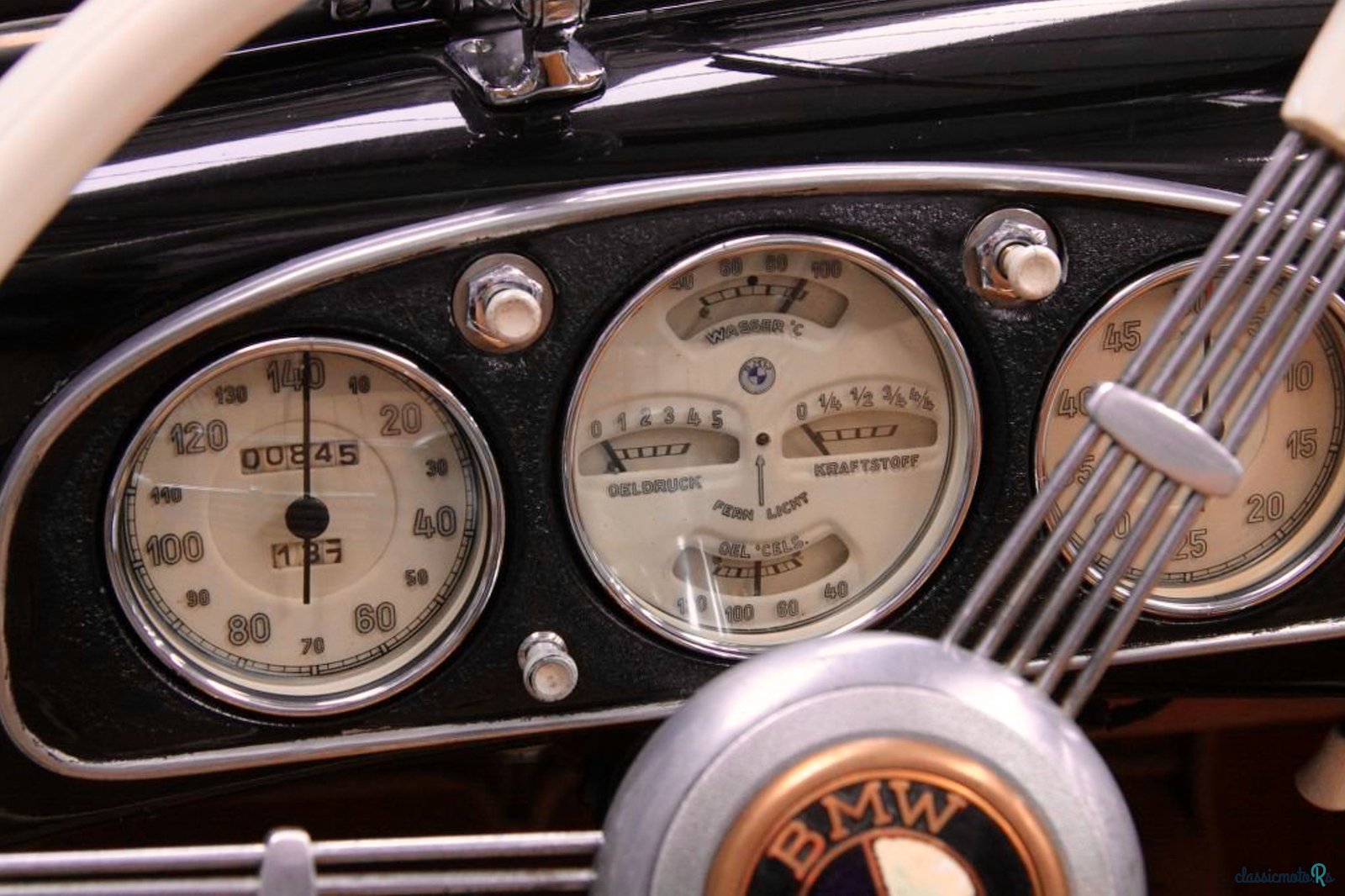 1940' BMW 327 photo #5