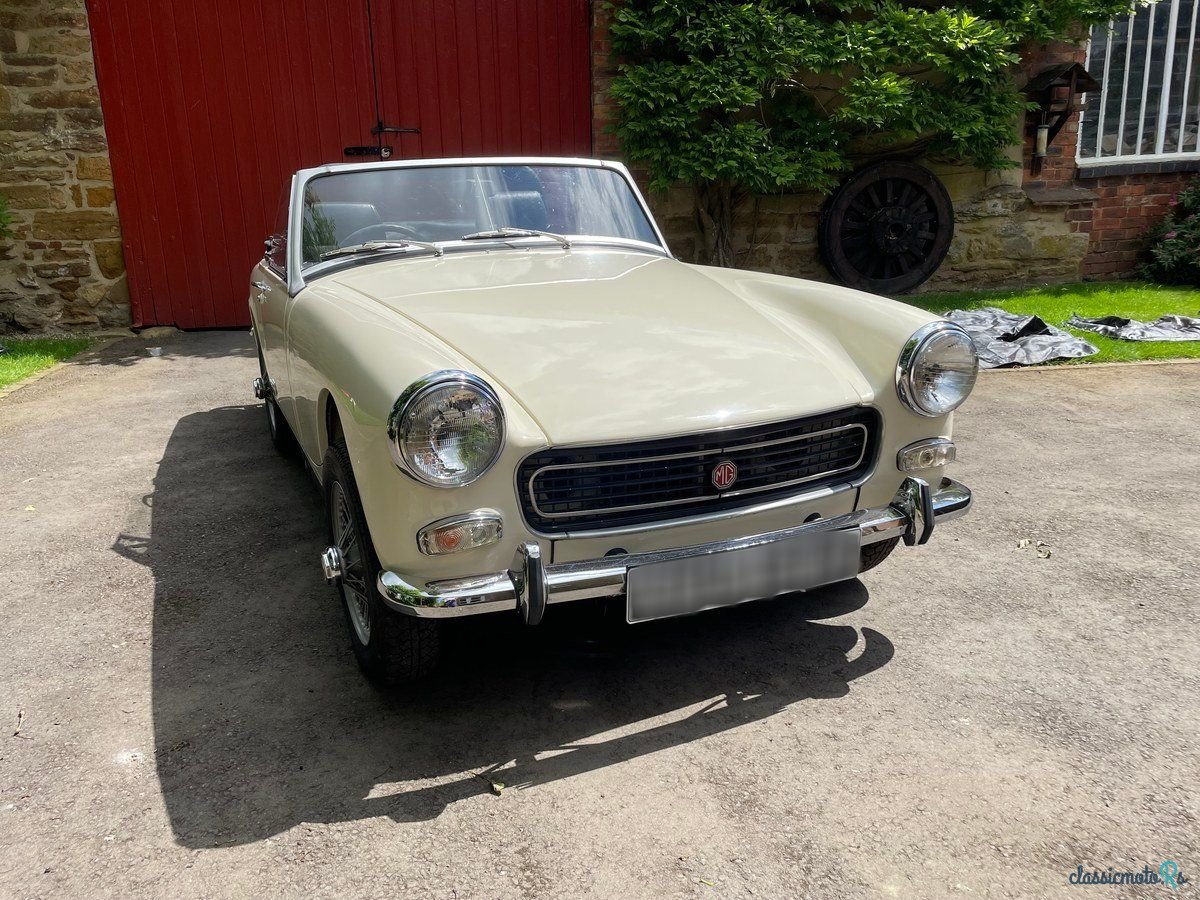 1973' MG Midget photo #2