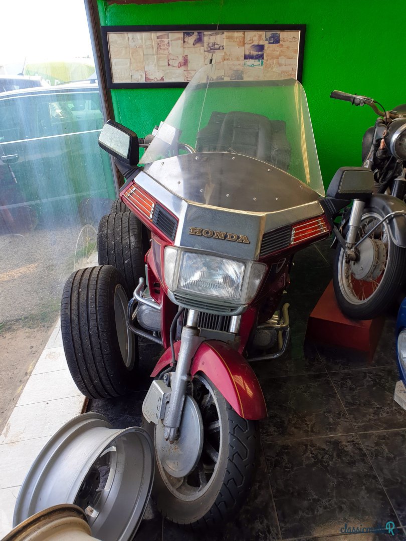 1986' Honda GOLDWING photo #1