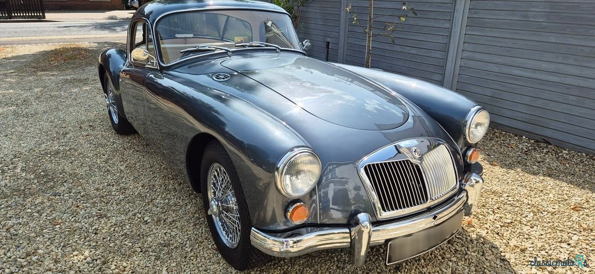 1957' MG MGA photo #1