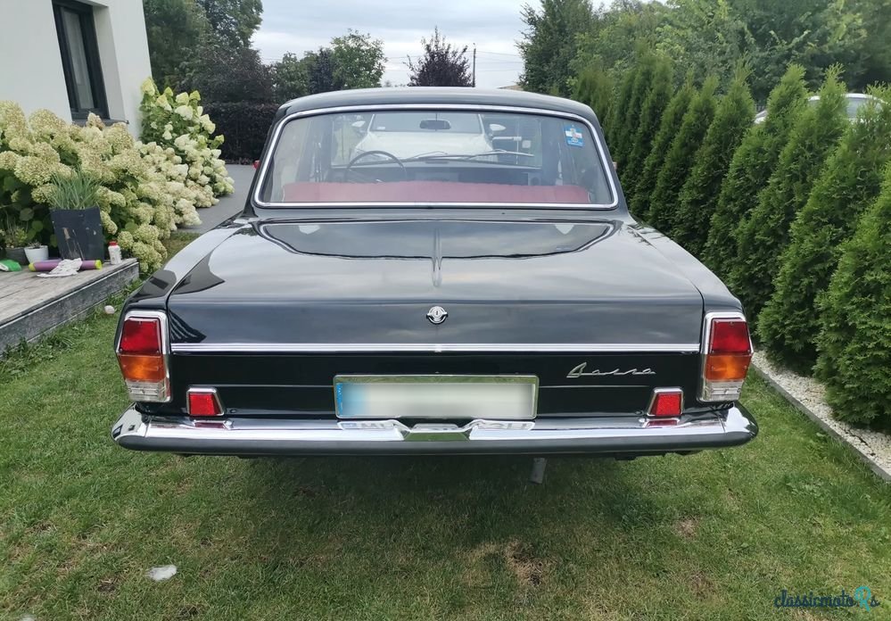1975' Gaz 24 Volga photo #2