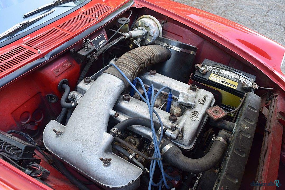 1966' Alfa Romeo Duetto photo #2