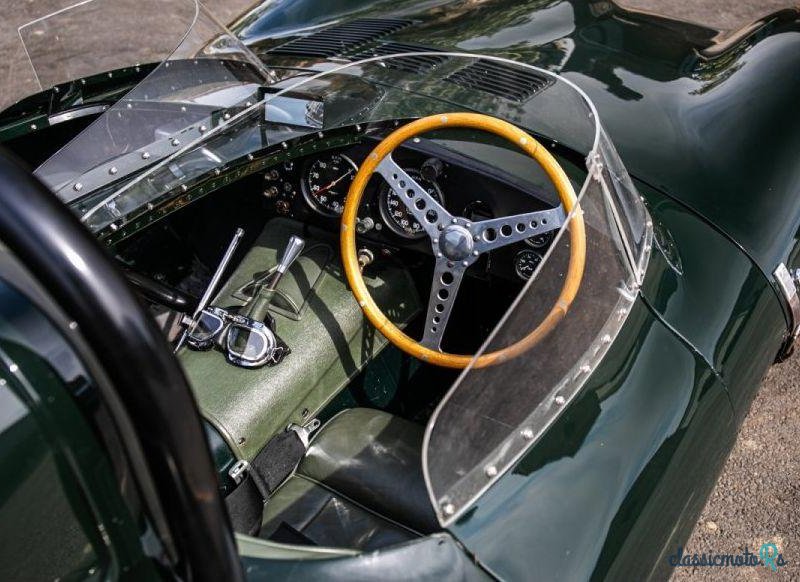 1962' Jaguar D-Type photo #1
