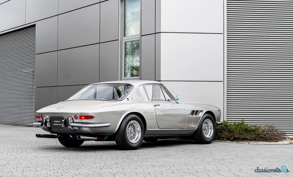 1968' Ferrari 330 photo #3