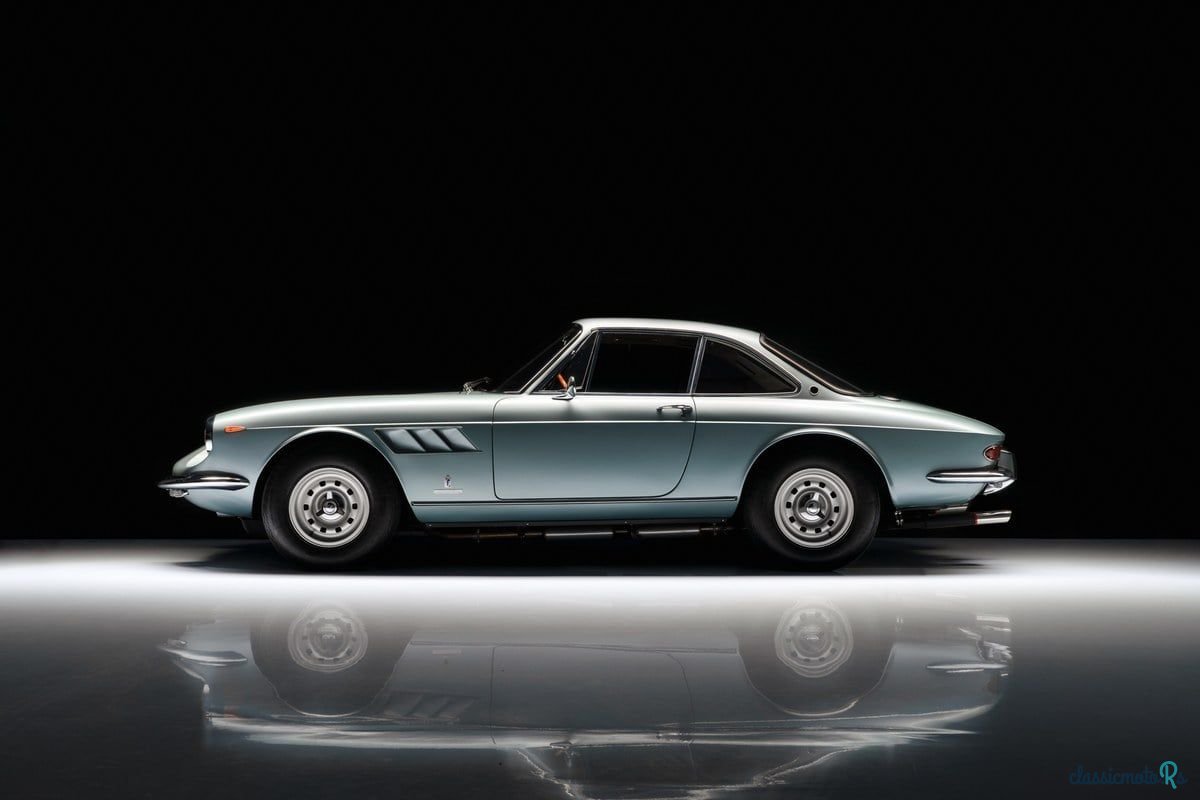 1968' Ferrari 330 photo #1