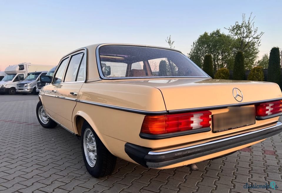 1980' Mercedes-Benz W123 photo #4