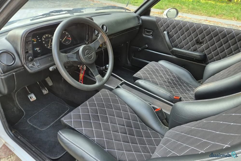 1977' Opel Manta photo #5