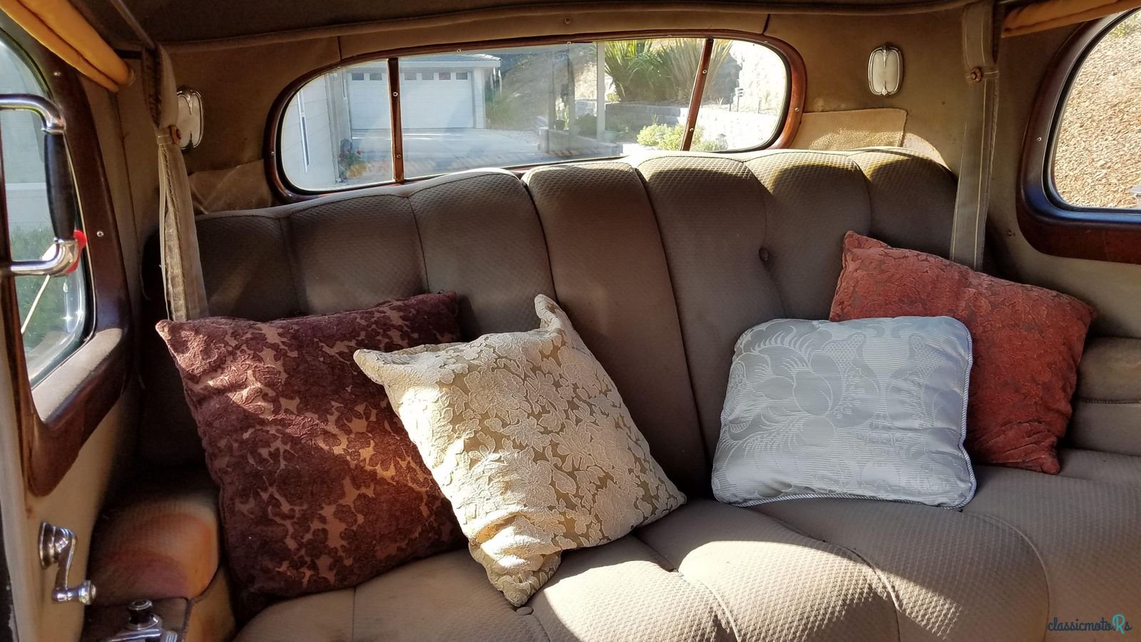 1939' Cadillac Series 75 photo #4