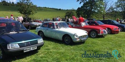 1971' MG Mgb Gt photo #1