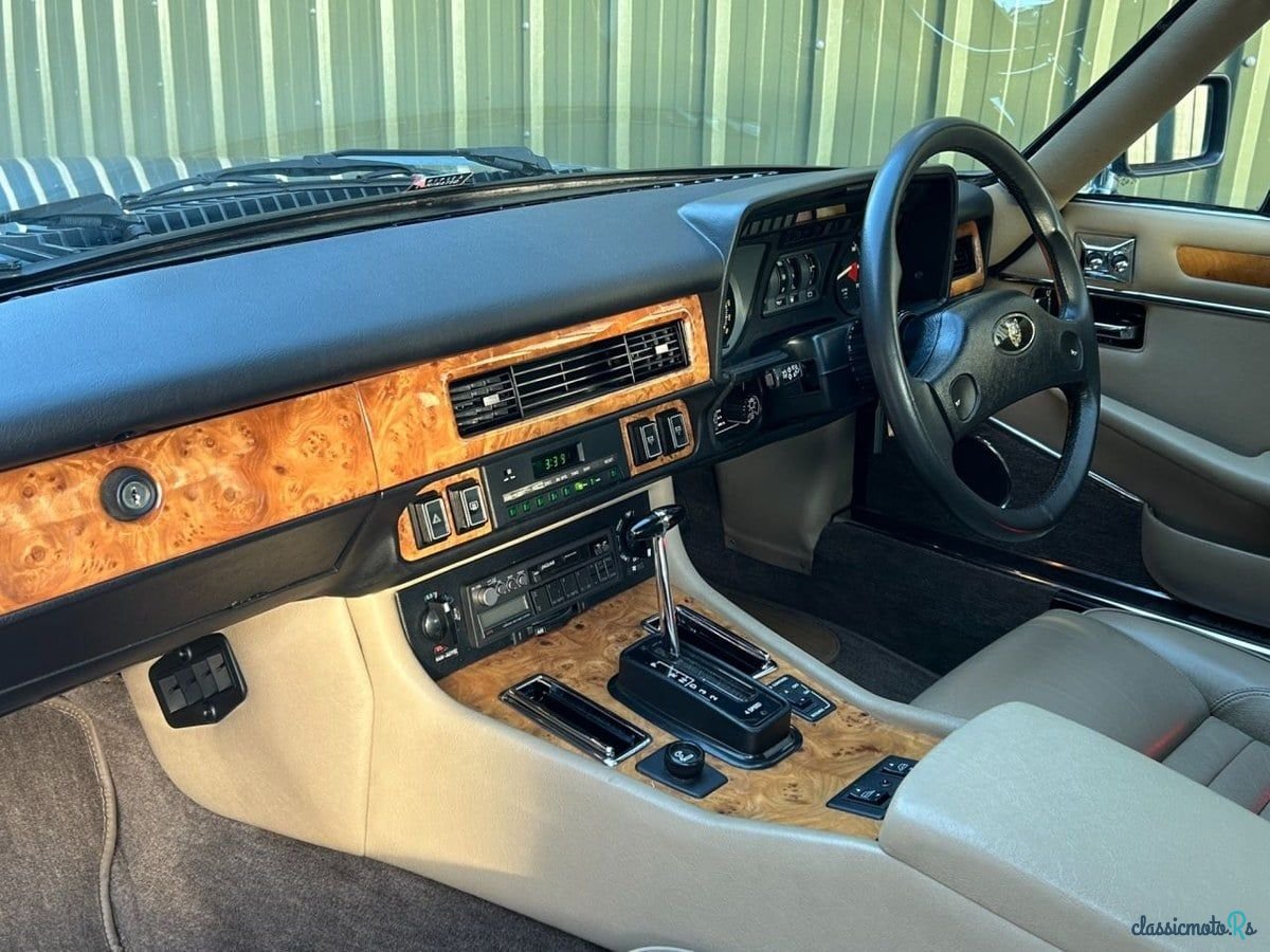 1989' Jaguar XJS photo #2