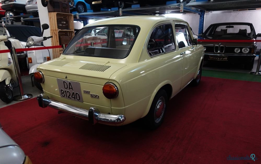 1970' Fiat 850 photo #4