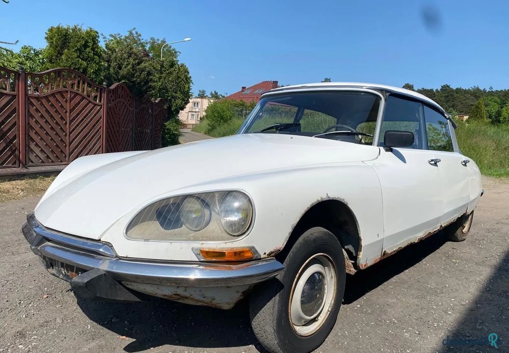 1970' Citroen DS photo #1