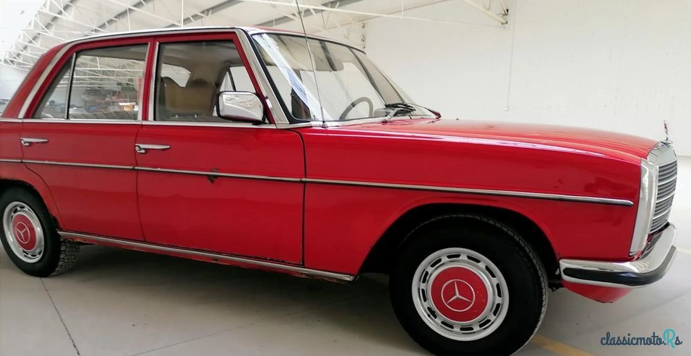 1976' Mercedes-Benz W115 photo #3