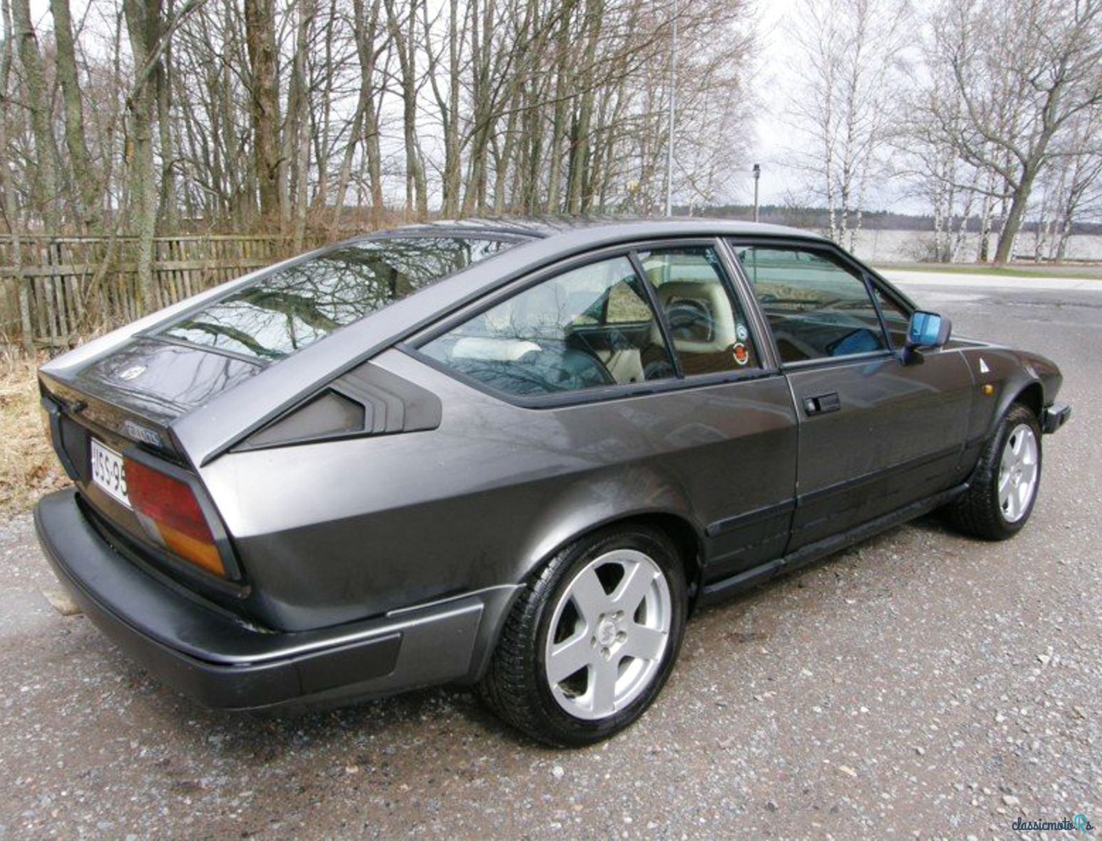 1984' Alfa Romeo Gtv photo #4