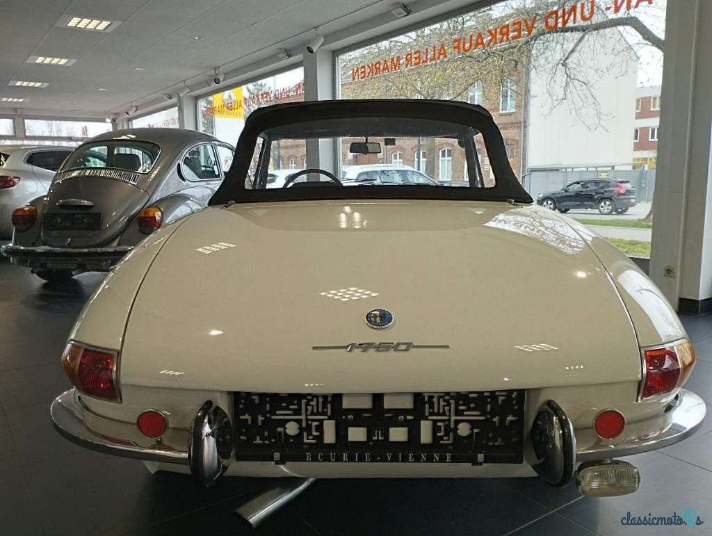 1968' Alfa Romeo Spider photo #3