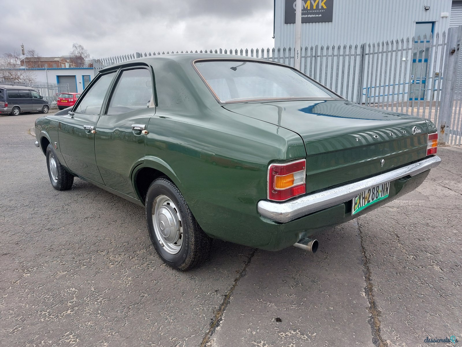 1971' Ford Cortina photo #3