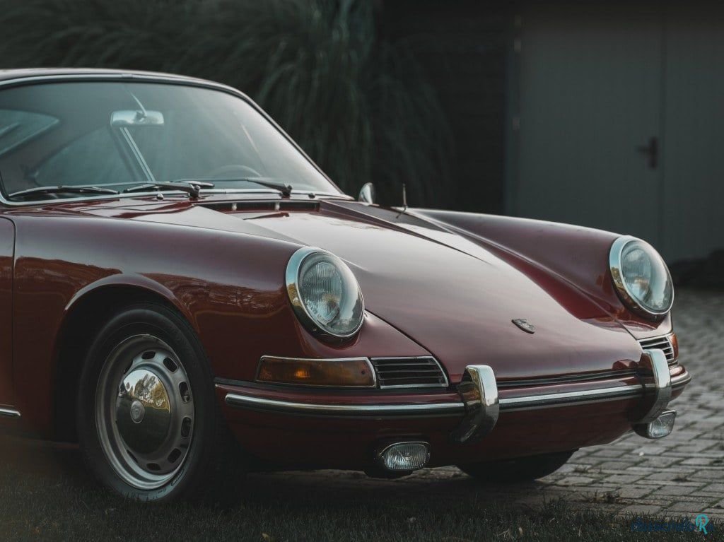 1965' Porsche 911 Coupe photo #6