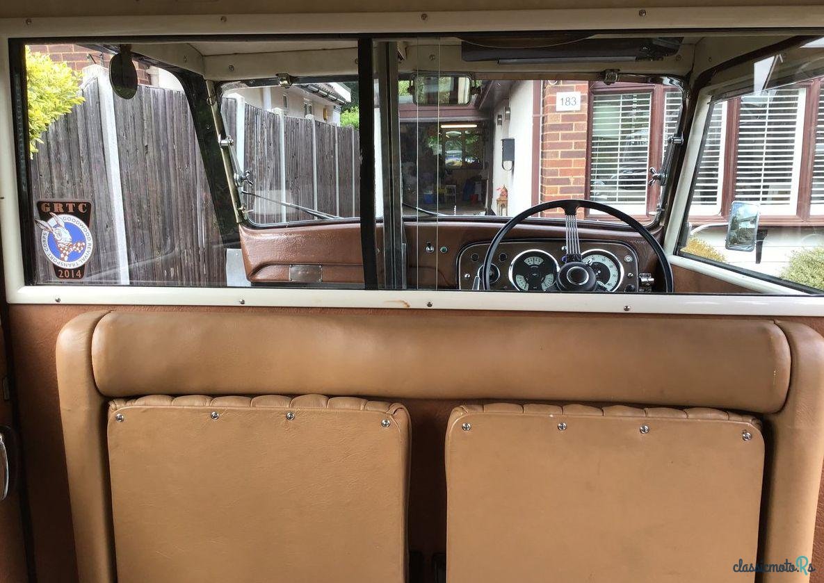 1957' Austin Fx3 London Taxi photo #3