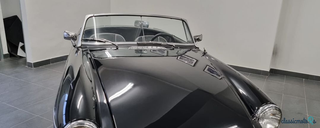 1964' MG MGB photo #2