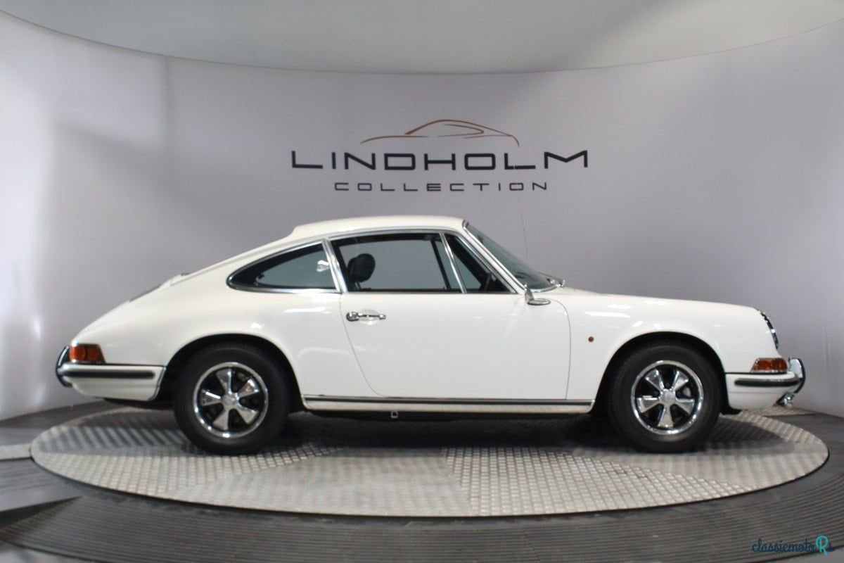 1969' Porsche 911 photo #2