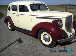 1938' Dodge D8 Sedan photo #3