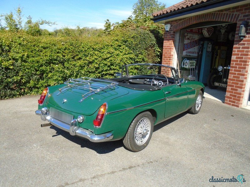 1966' MG MGB photo #2