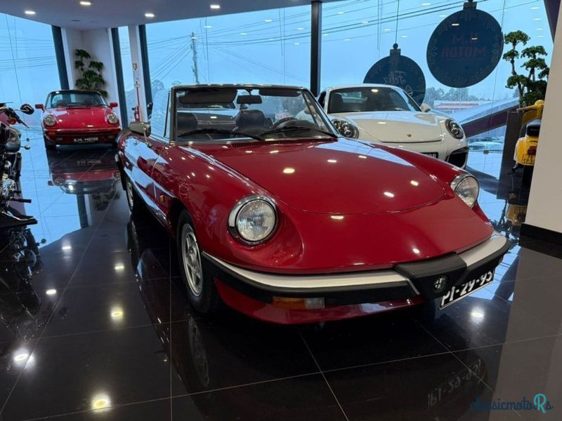 1988' Alfa Romeo Spider 1.6 photo #1