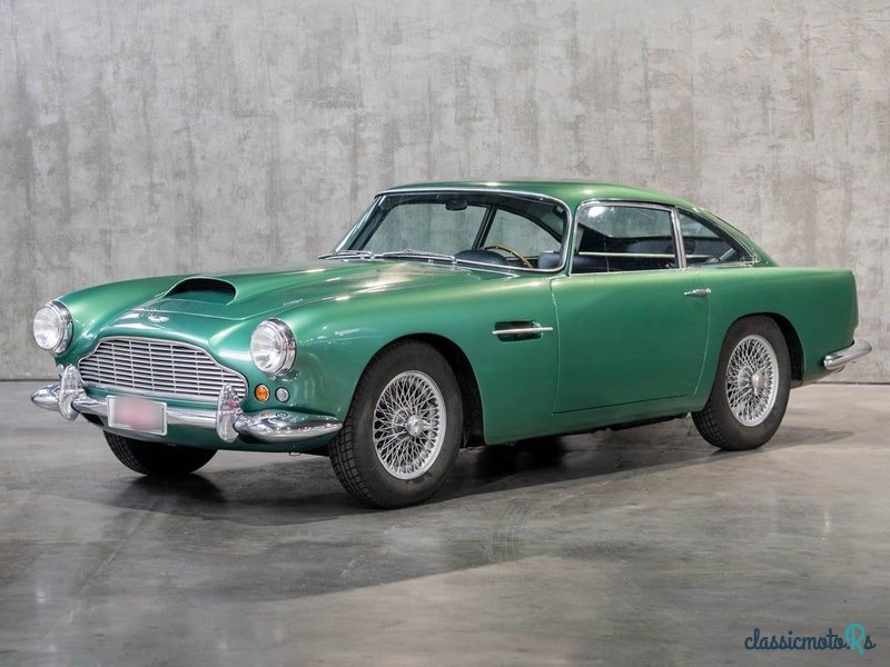 1960' Aston Martin DB4 photo #1