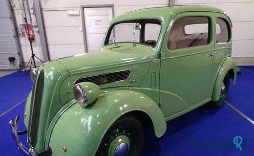 1947' Ford Anglia photo #3