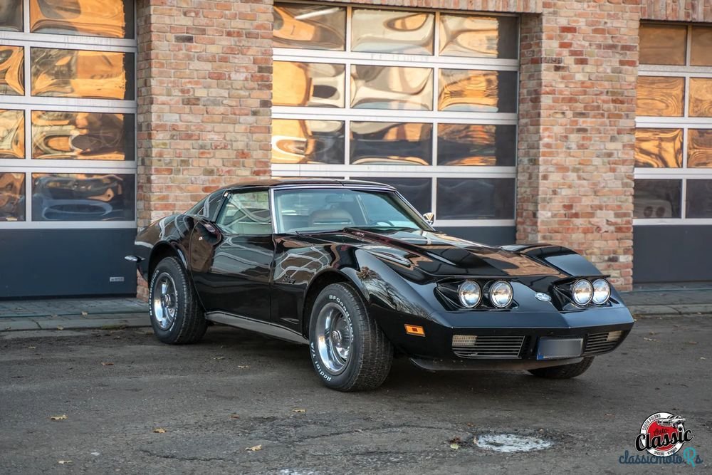 1973' Chevrolet Corvette photo #1