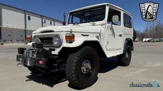1977' Toyota Land Cruiser photo #2
