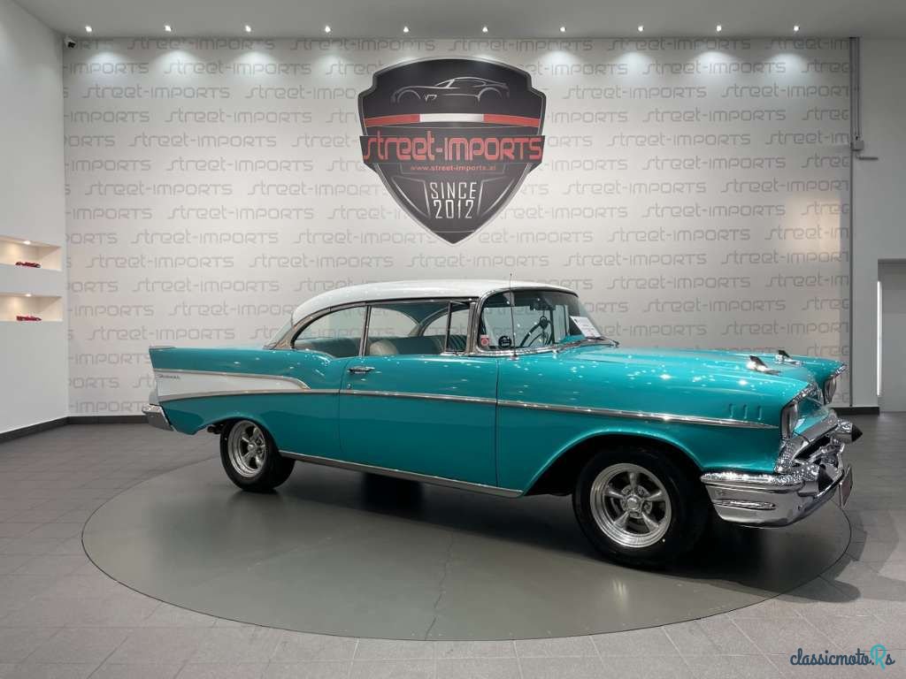 1957' Chevrolet Bel Air V8 photo #2