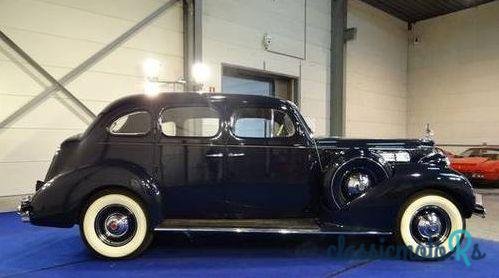 1938' Packard Sedan photo #3