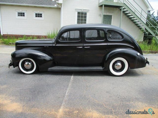 1940' Ford Deluxe photo #1
