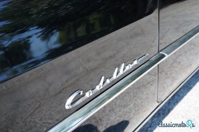 1952' Cadillac Series 62 photo #3