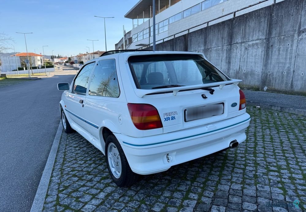 1989' Ford Fiesta Xr2I 1.6 16V photo #6