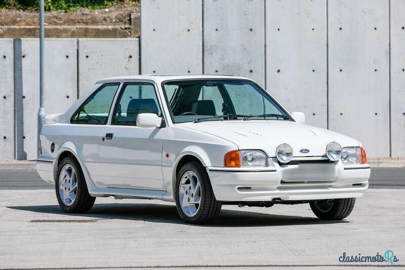 1989' Ford Escort photo #1